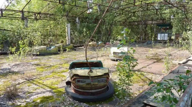 39. autoscontri abbandonati, chernobyl, ucraina