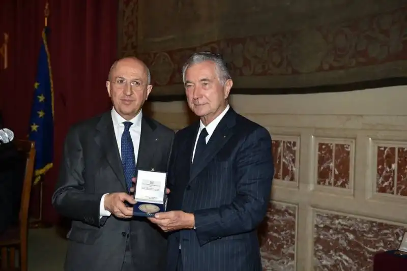 antonio patuelli premia gianni zonin