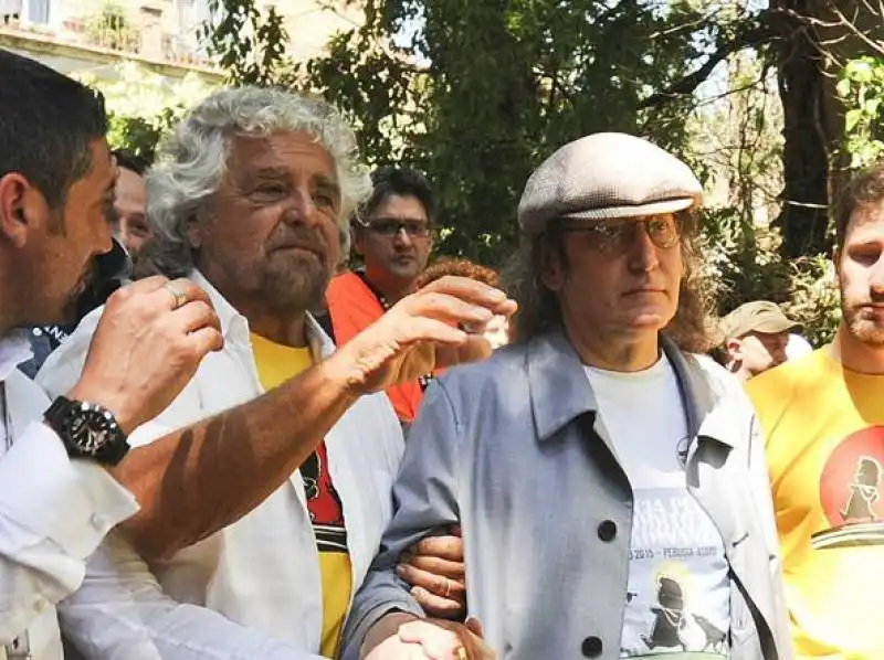 beppe grillo casaleggio  marcia perugia assisi 