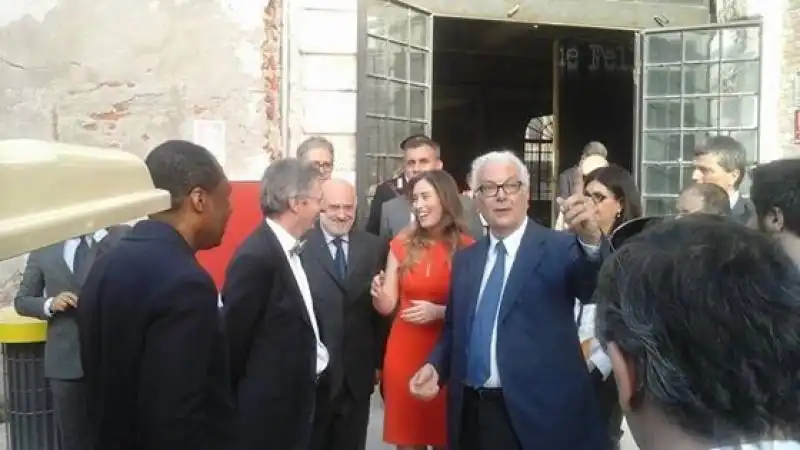 boschi alla biennale con baratta e casson  1