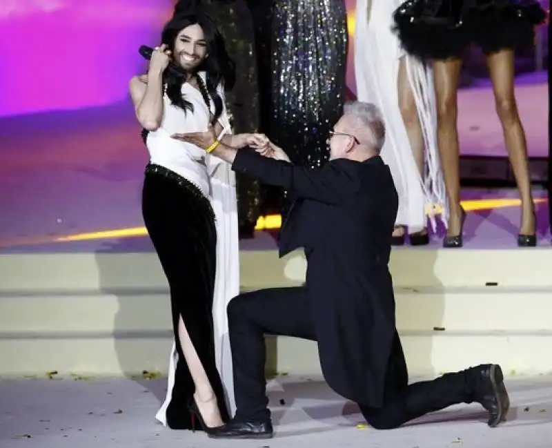 conchita wurst con jean paul gaultier 3