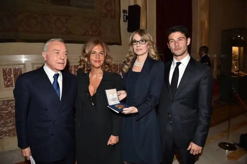 gianni letta emma marcegaglia romana liuzzo e guido massimo dell omo