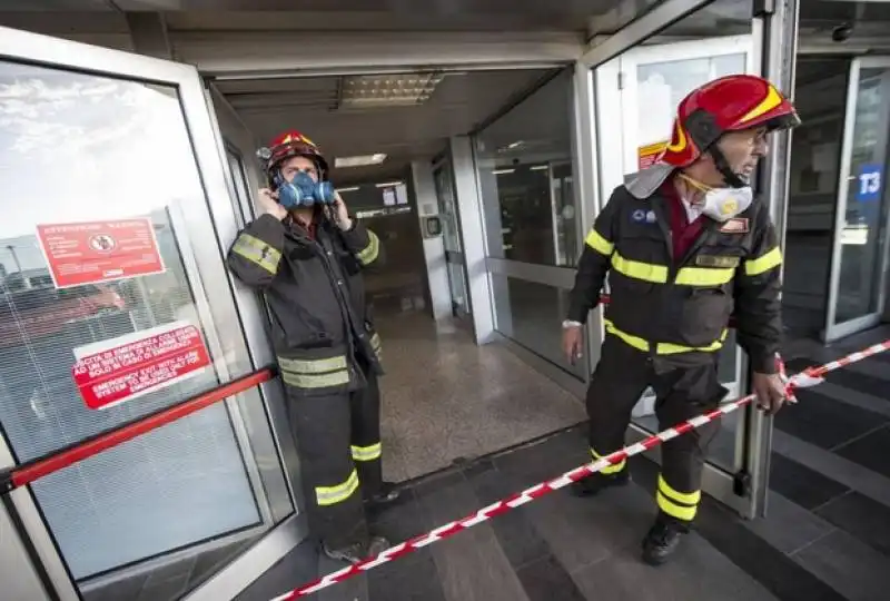 incendio a fiumicino  8