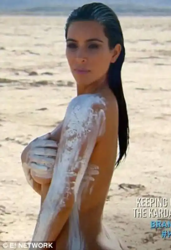 kim kardashian  3