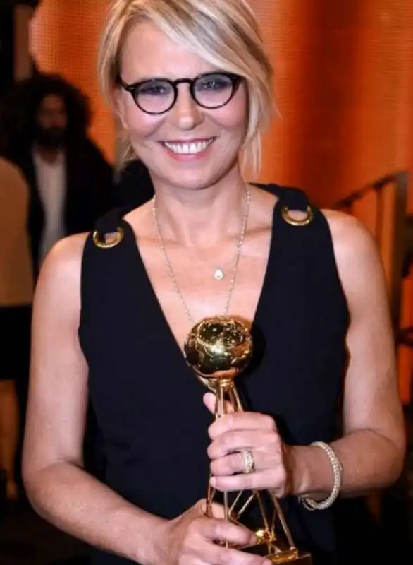 maria de filippi premio tv