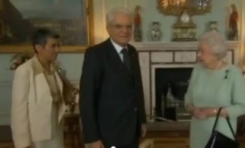 MATTARELLA REGINA