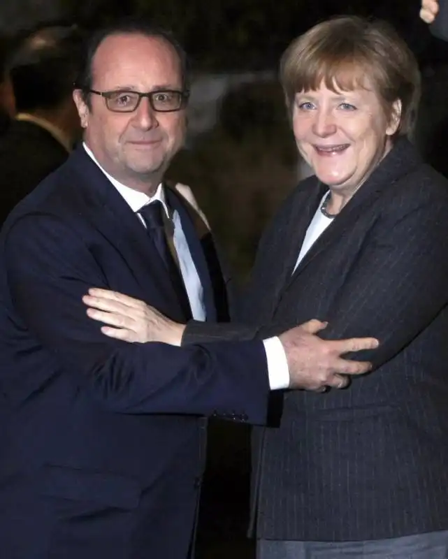 MERKEL HOLLANDE