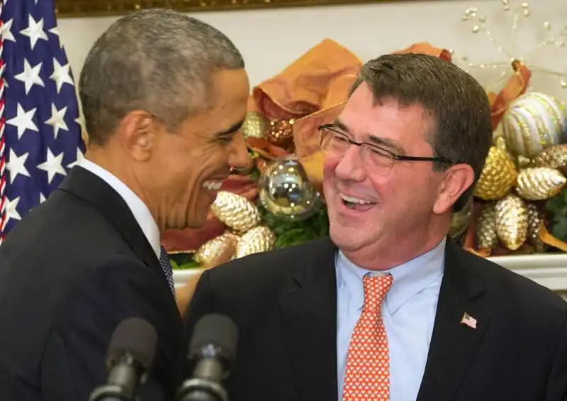 OBAMA E ASHTON CARTER