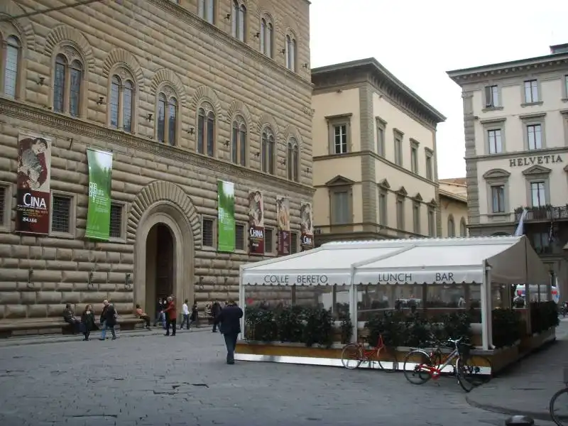 PIAZZA STROZZI FIRENZE