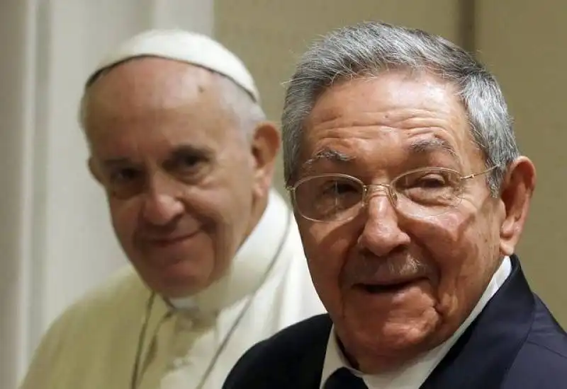 raul castro papa  francesco bergoglio