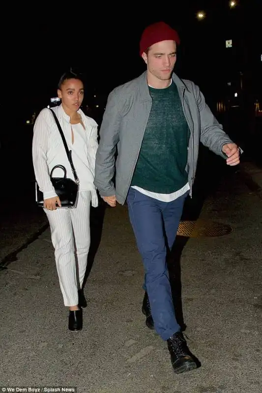 robert pattison e fka twigs 9