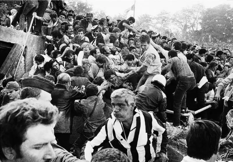 scontri allo stadio heysel