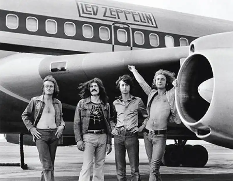 starship bb15 2015 led zepplin billboard