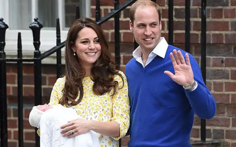 WILLIAM E KATE CON LA LORO FIGLIA