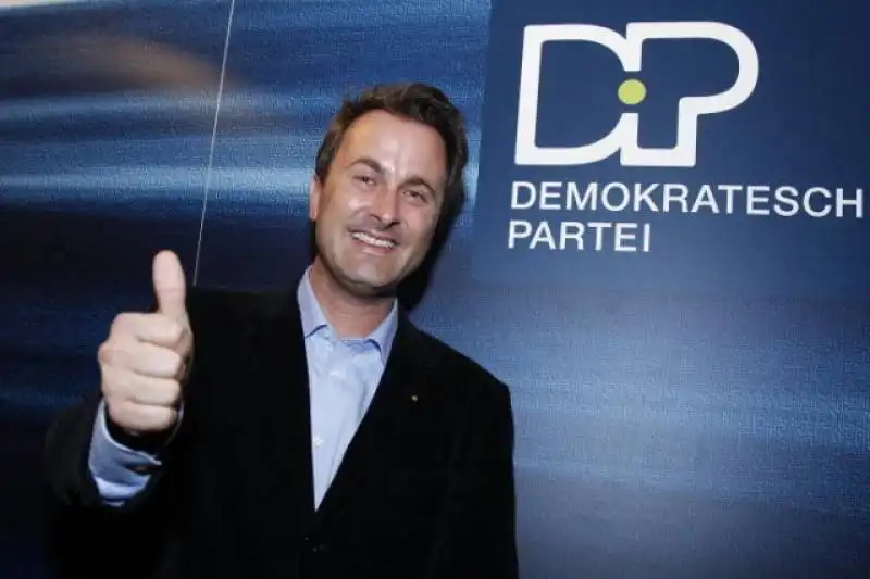 XAVIER BETTEL 