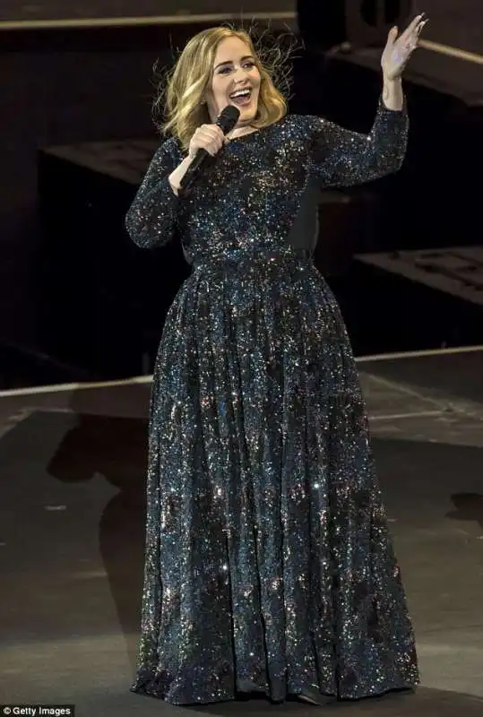 adele canta all arena di verona  5