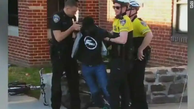 FREDDIE GRAY MORTE