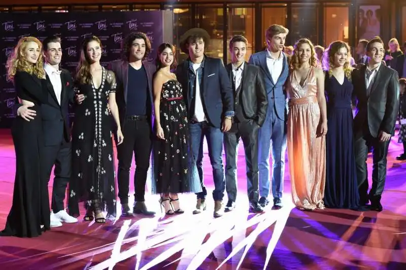 il cast del film tini