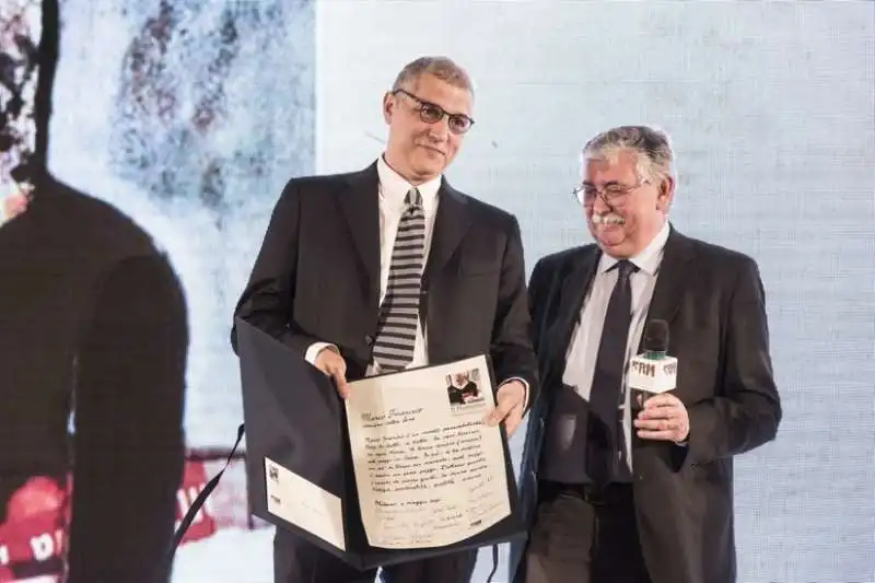 il premiolino 2016   marco imarisio (premiato) e gian antonio stella (giurato)