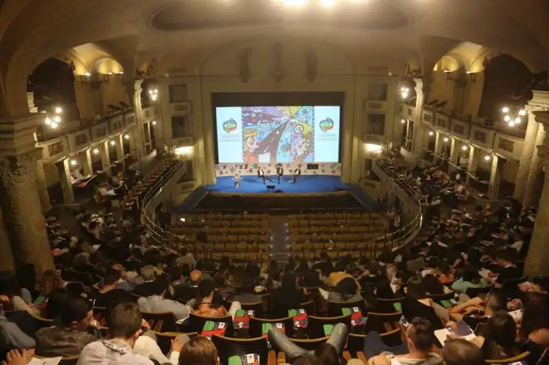 il teatro odeon overbooking per maestri