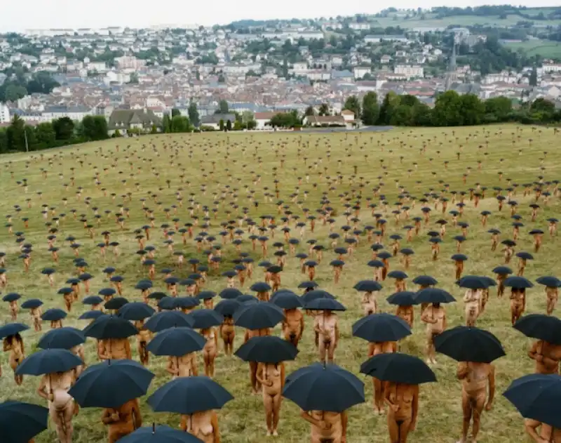 installazione di spencer tunick