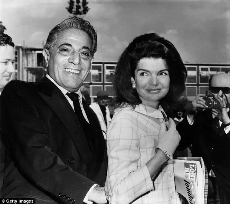 jackie kennedy con onassis