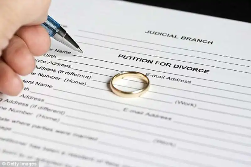 la incapacita di ricordare momenti belli porta al divorzio