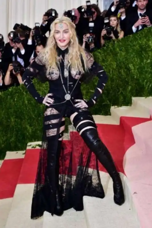 madonna al met gala  2