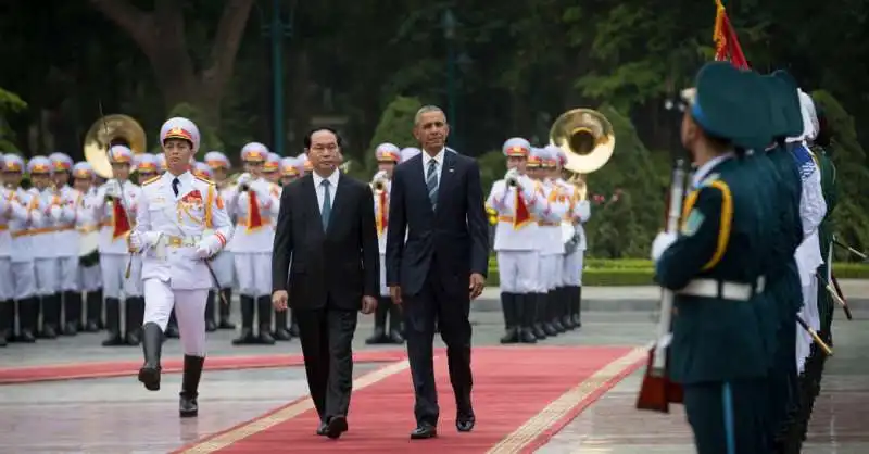 OBAMA IN VIETNAM 3