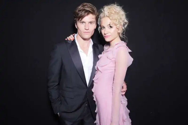 oliver cheshire and pixie lott 