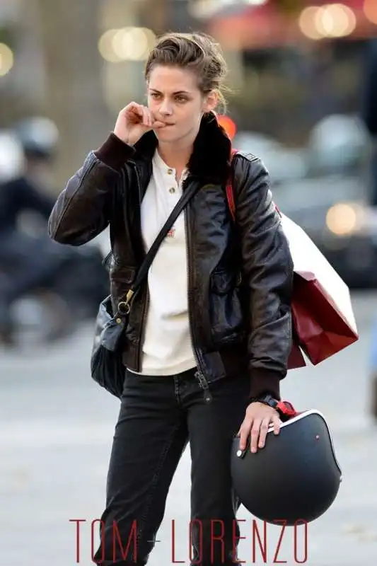 personal shopper kristen stewart