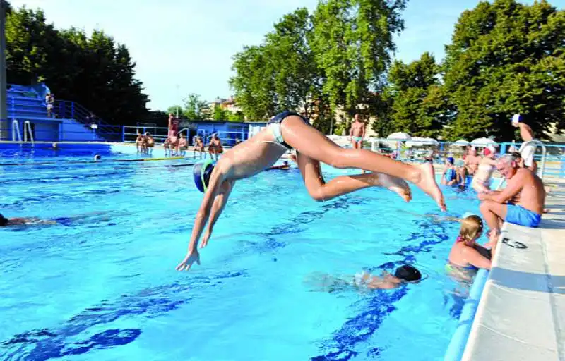 PISCINA SCOPERTA LODI