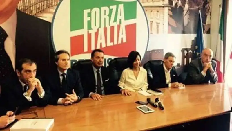 PRESENTAZIONE CARFAGNA