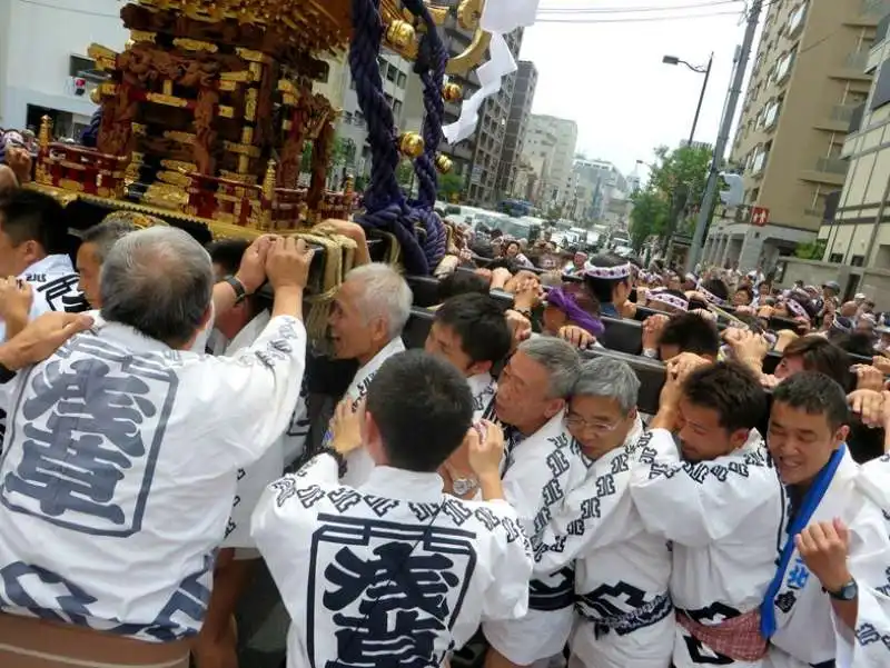  processione del sanja matsuri