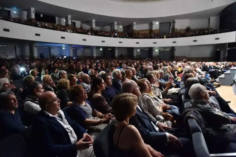 pubblico al teatro olimpico