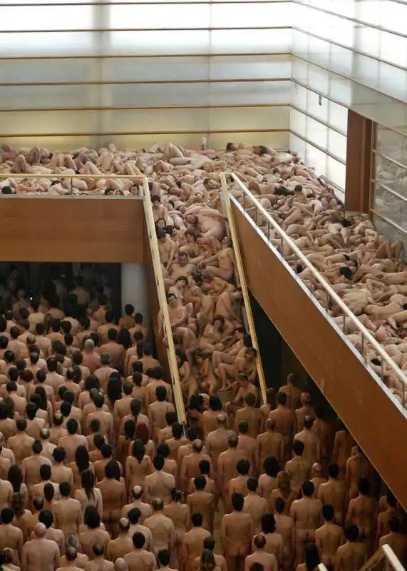 spencer tunick 20