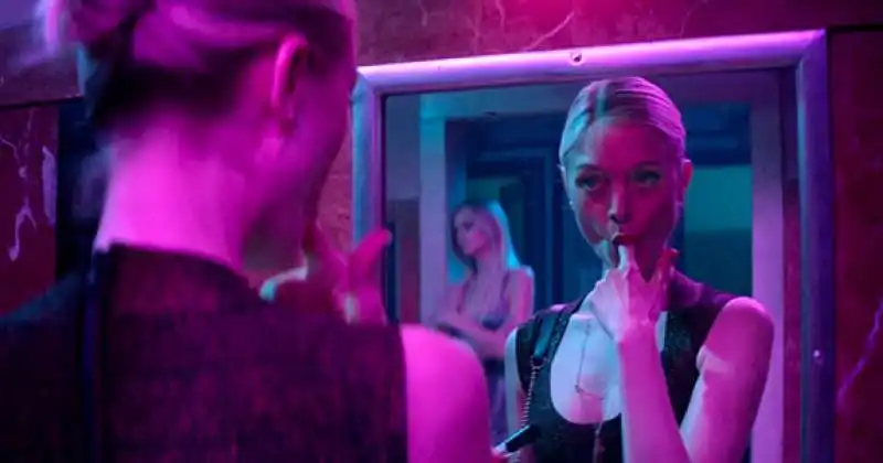 the neon demon (1)