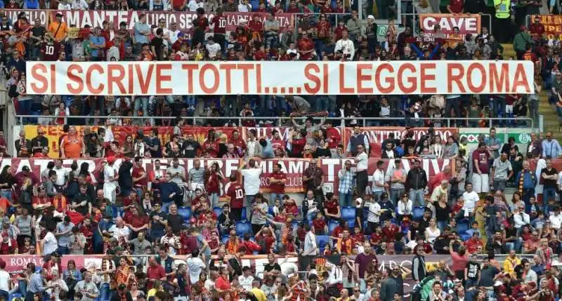 totti striscioni 4