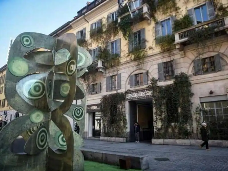 10 corso como