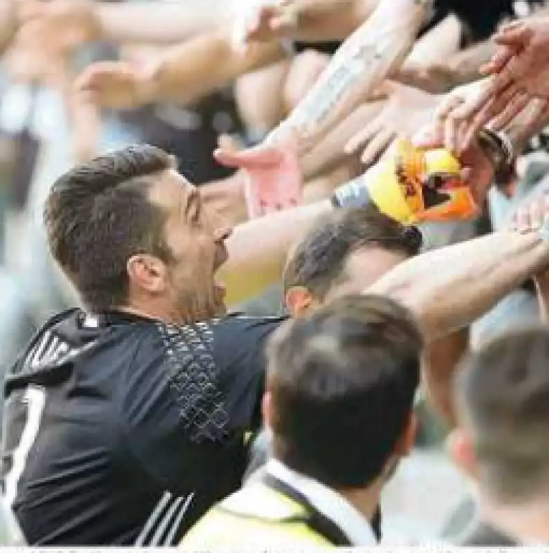 BUFFON JUVE SCUDETTO