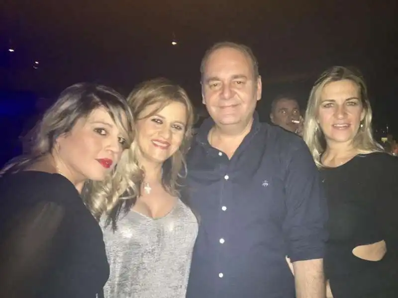 chris cardona tra le donne