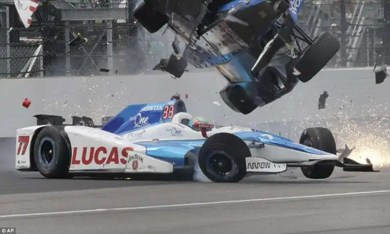 dixon incidente a indianapolis