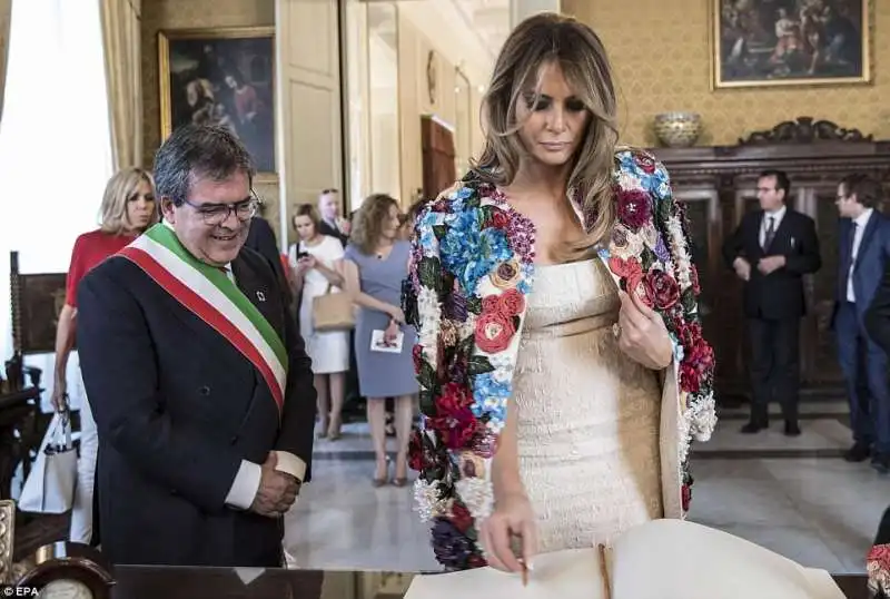 enzo bianco e melania trump   