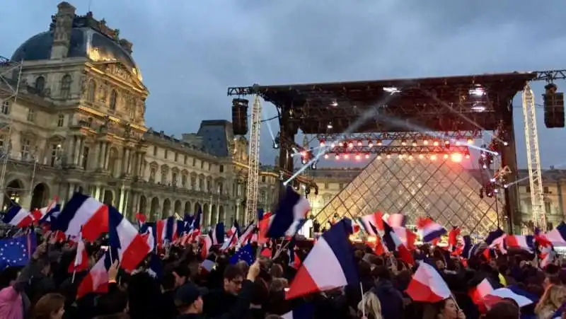 macron louvre