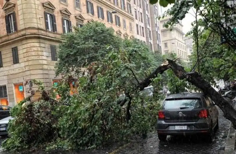 nubifragi a roma maggio 2017  3