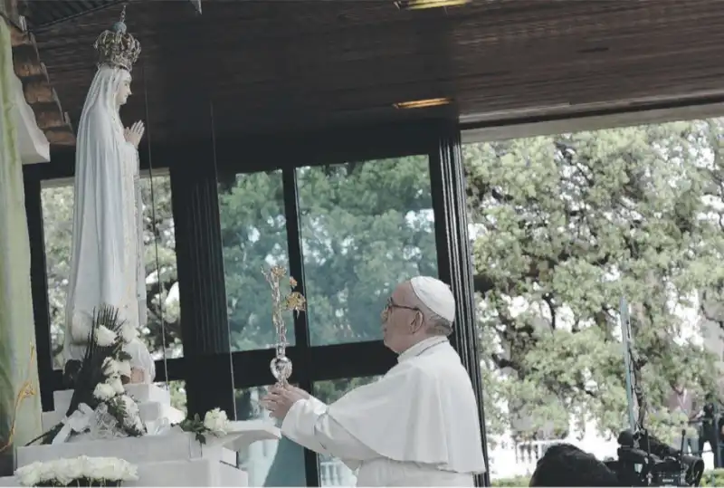 PAPA FRANCESCO FATIMA