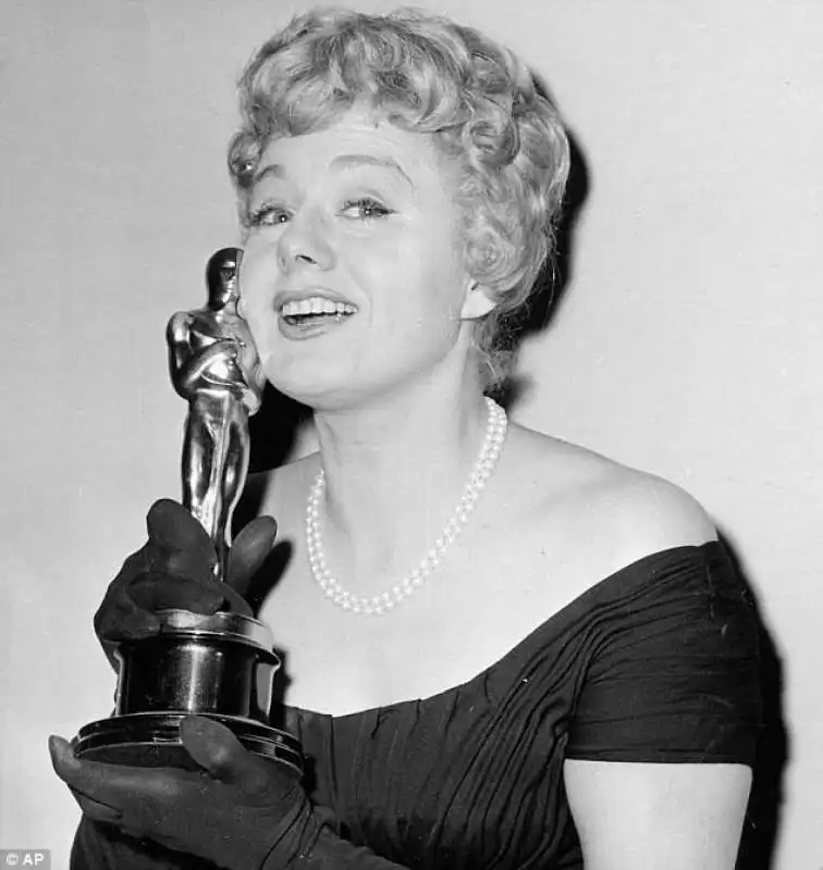 shelley winters