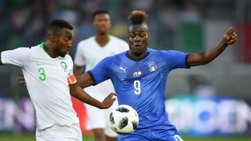 balotelli italia arabia saudita