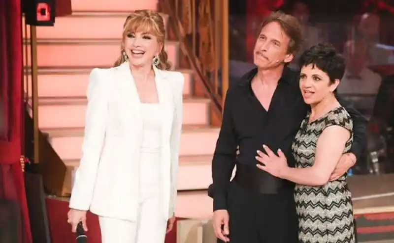 cesare bocci daniela e milly carlucci