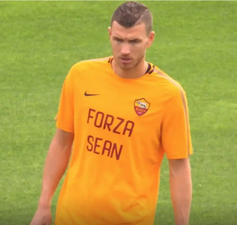 dzeko maglia forza sean